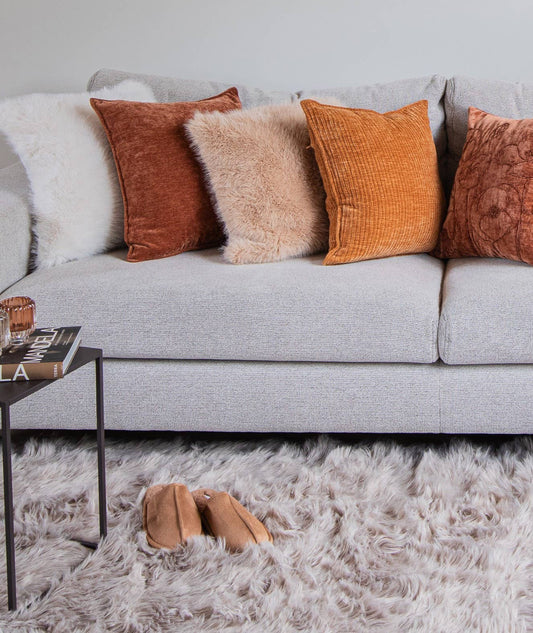 Coussin (rembourré) JUNE - 45x45 cm: Taupe