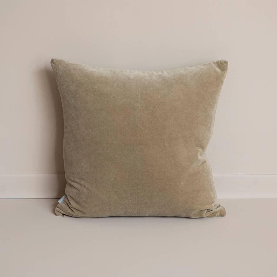 Coussin en velours uni vert sauge 50x50