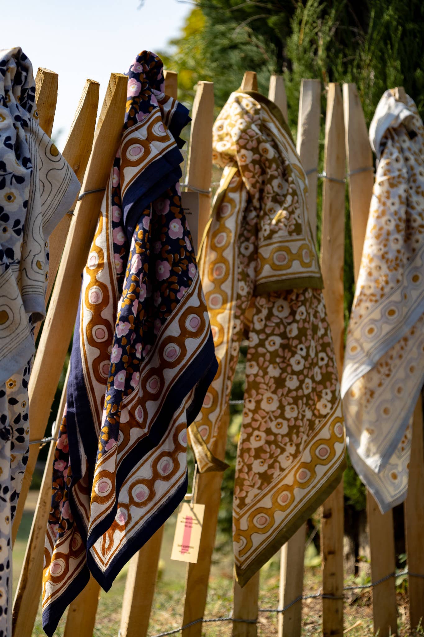 Foulard flower seventies - Mon grand indispensable navy