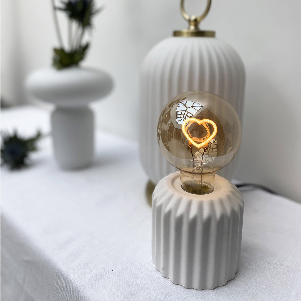 Lampe décorative mini blanche cœur LED à piles