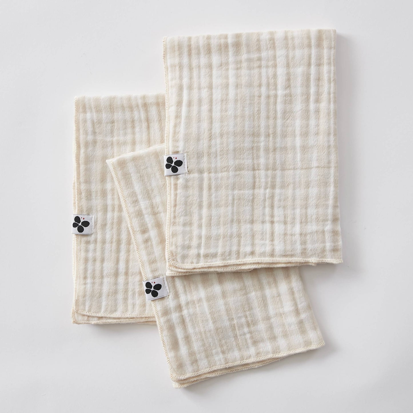3 SERVIETTES 40 x 40 cm VICKIE Pampa: Double gaze de coton - 125 gr/m² / OEKO TEX - BSCI - TRAITEMENT DES EAUX USÉES / 100% Coton