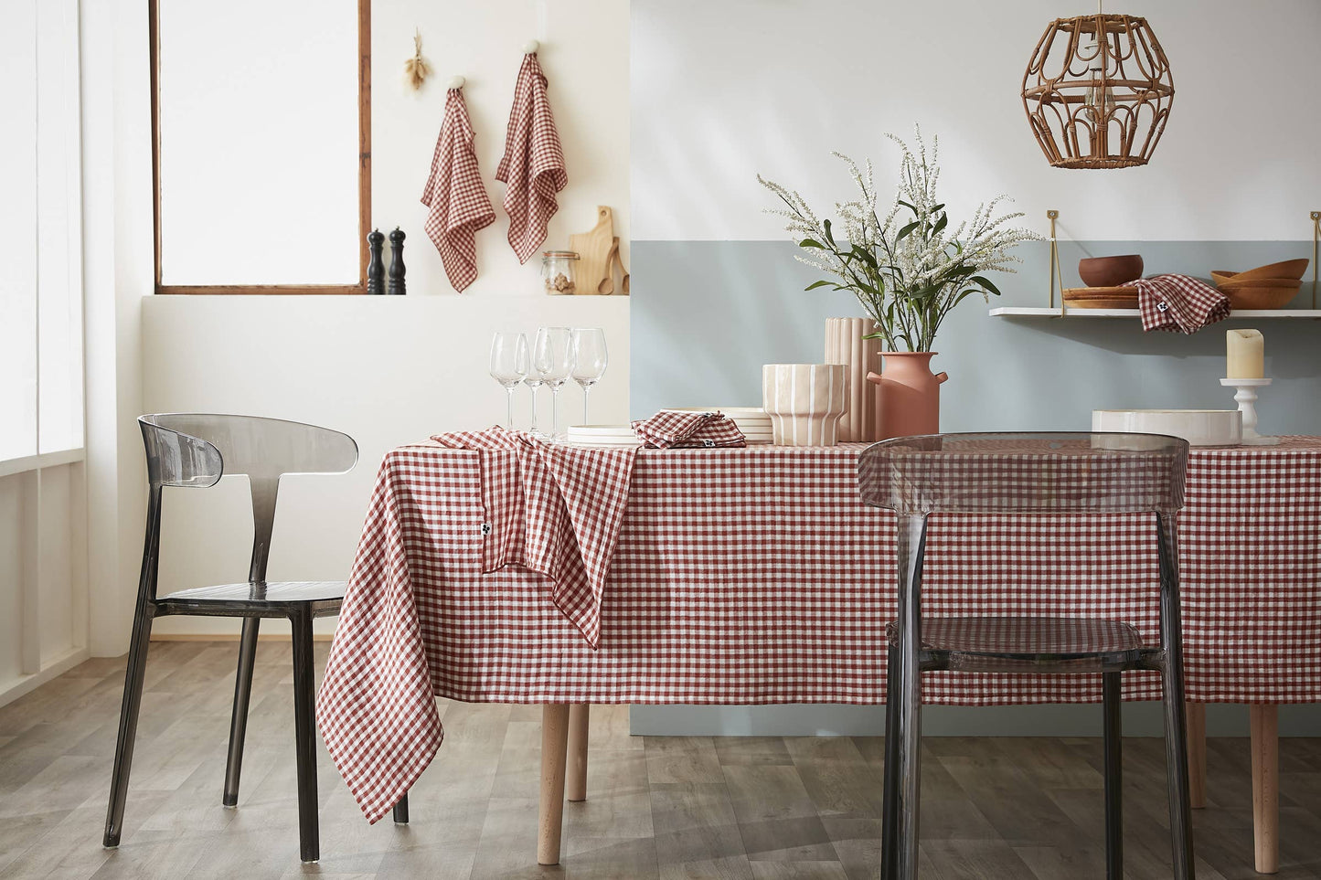 NAPPE 150 x 250 cm VICKIE Terracotta: Double gaze de coton - 125 gr/m² / OEKO TEX - BSCI - TRAITEMENT DES EAUX USÉES / 100% Coton