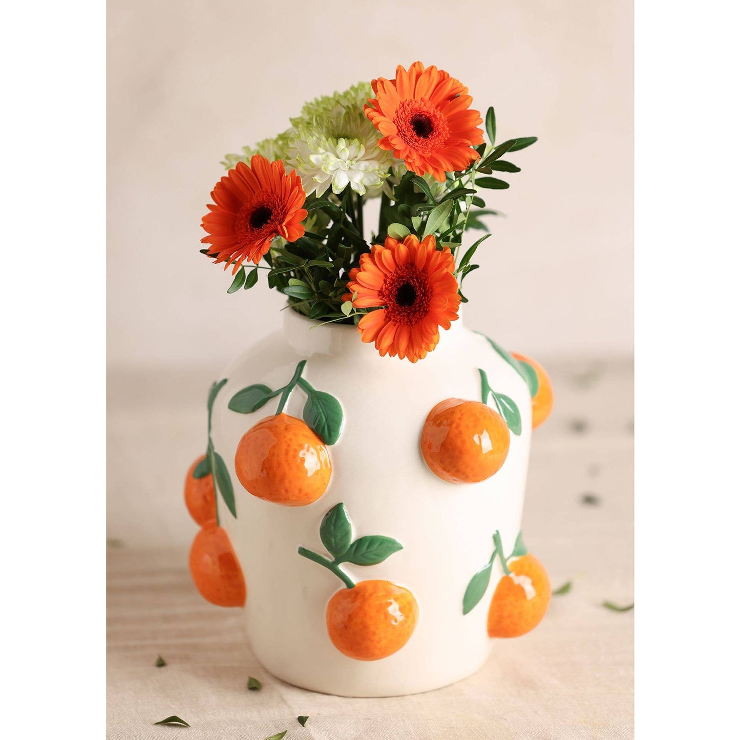 Vase blanc Hestia 23 cm avec oranges