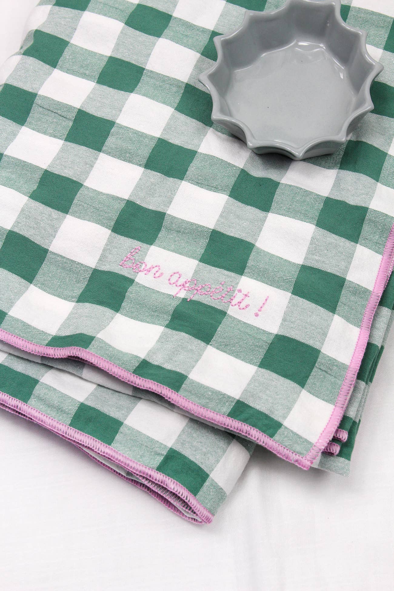 Nappe brodée vichy à carreaux rectangulaire: Argile maison bonheur