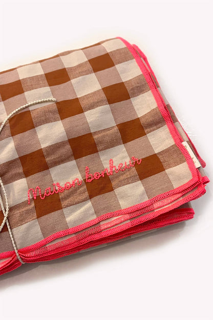 Nappe brodée vichy à carreaux rectangulaire: Argile maison bonheur