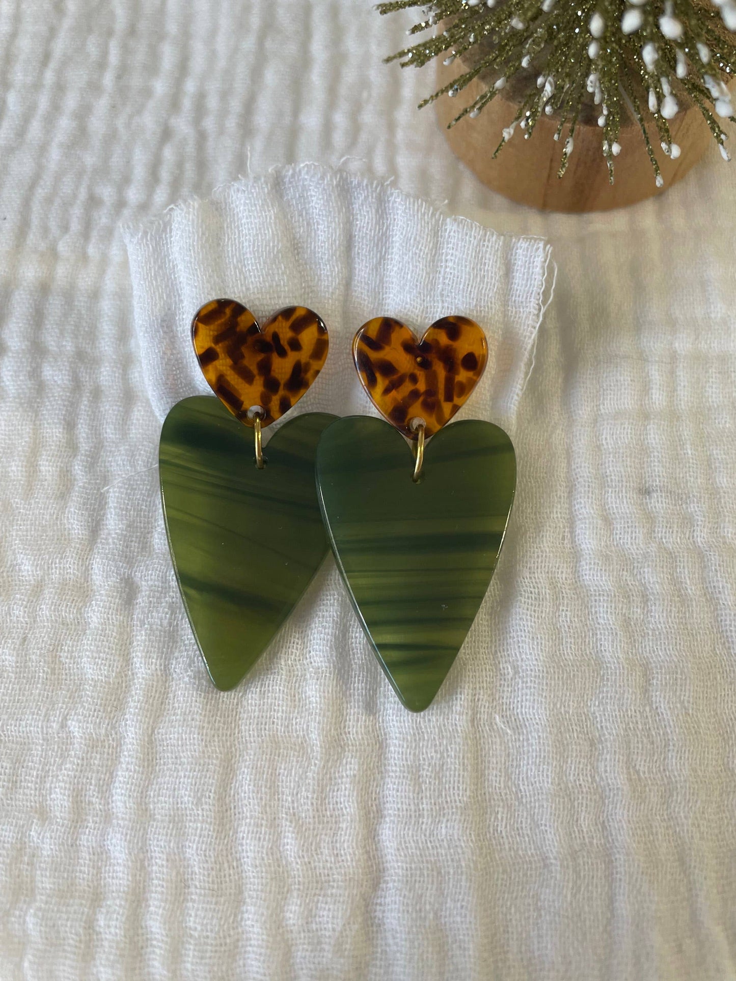 Cuba Kaki, Boucles D’Oreilles