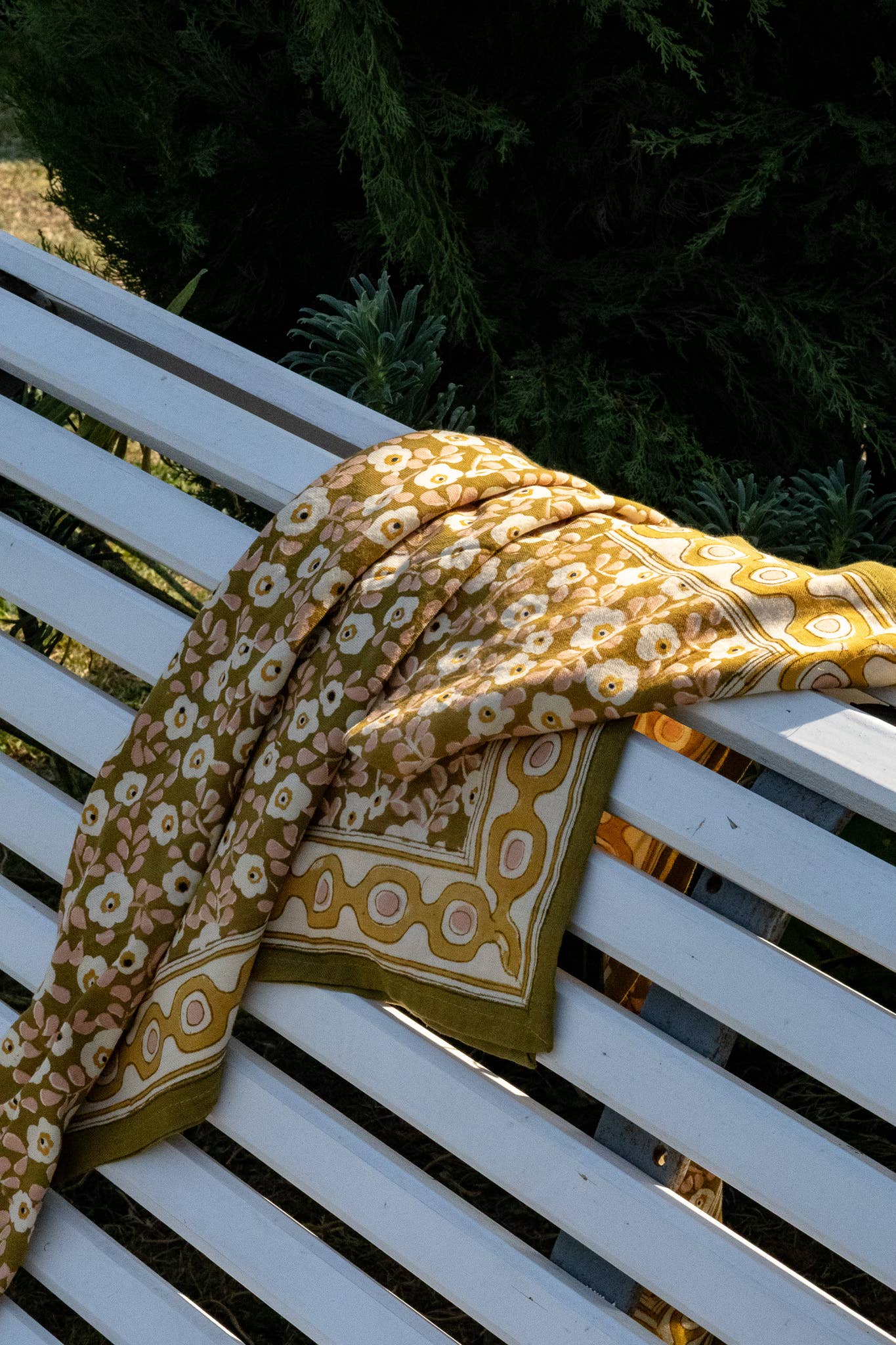 Foulard flower seventies - Mon grand indispensable kaki