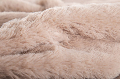 Plaid RUBY - imitation fourrure de lapin - 150x200 cm: Beige
