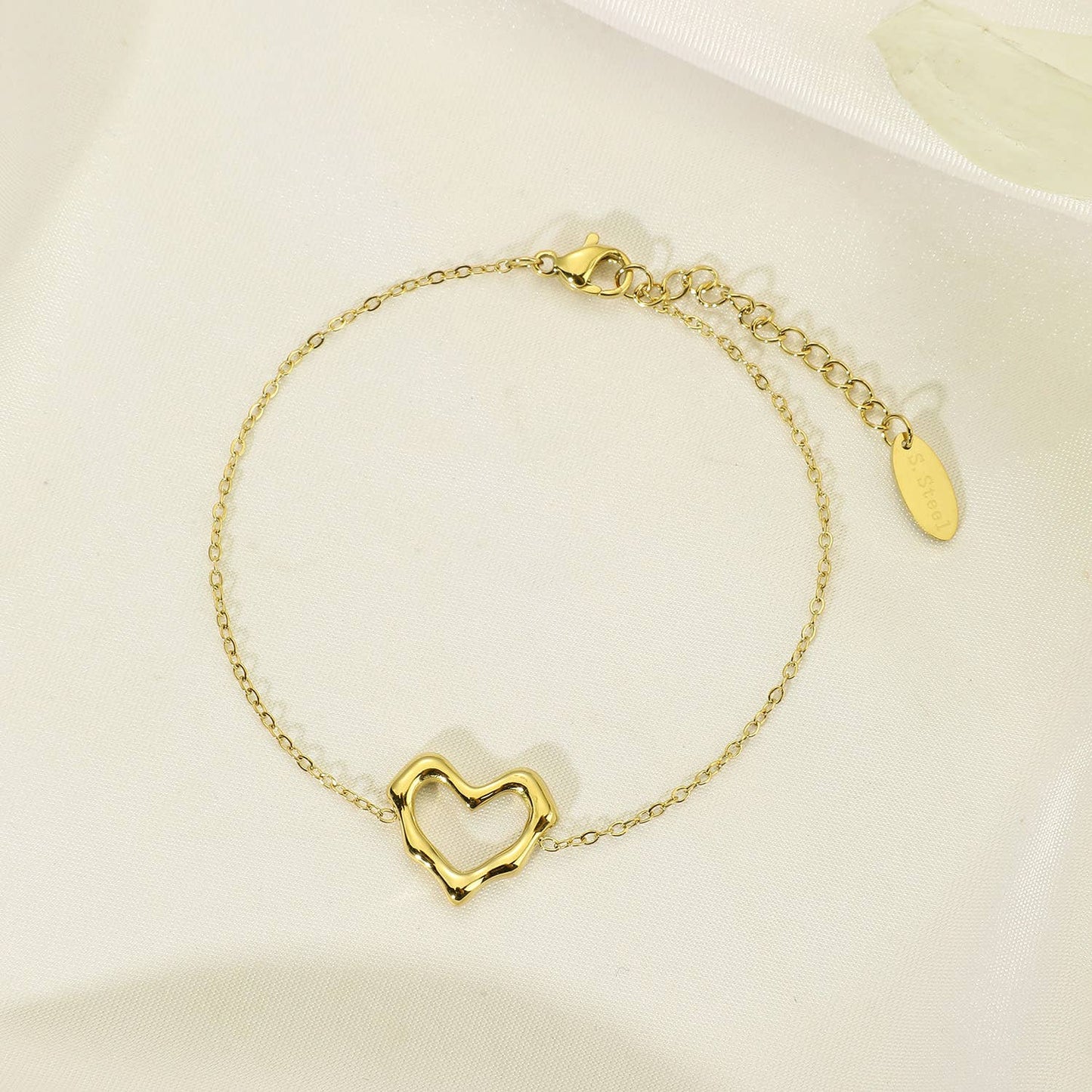 Bracelet cœur en acier inoxydable - BR210207: Doré