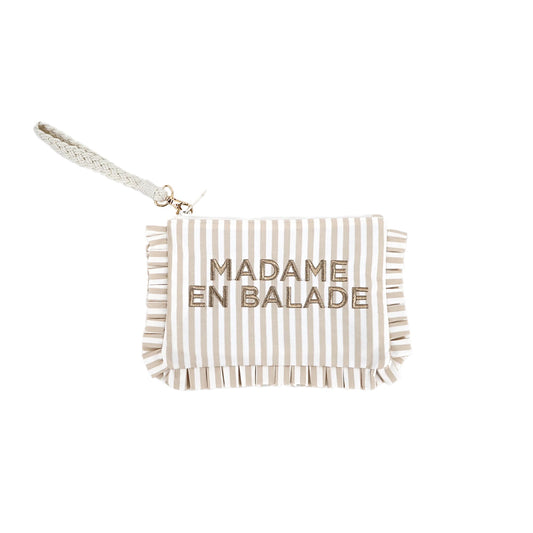 Pochette froufrou brodée Mme en Balade