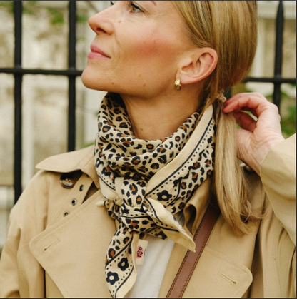 Foulard léopard - Mon grand indispensable Léo beige