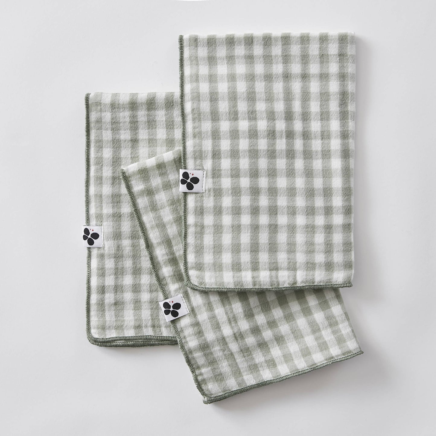 3 SERVIETTES 40 x 40 cm VICKIE Eucalyptus: Double gaze de coton - 125 gr/m² / OEKO TEX - BSCI - TRAITEMENT DES EAUX USÉES / 100% Coton