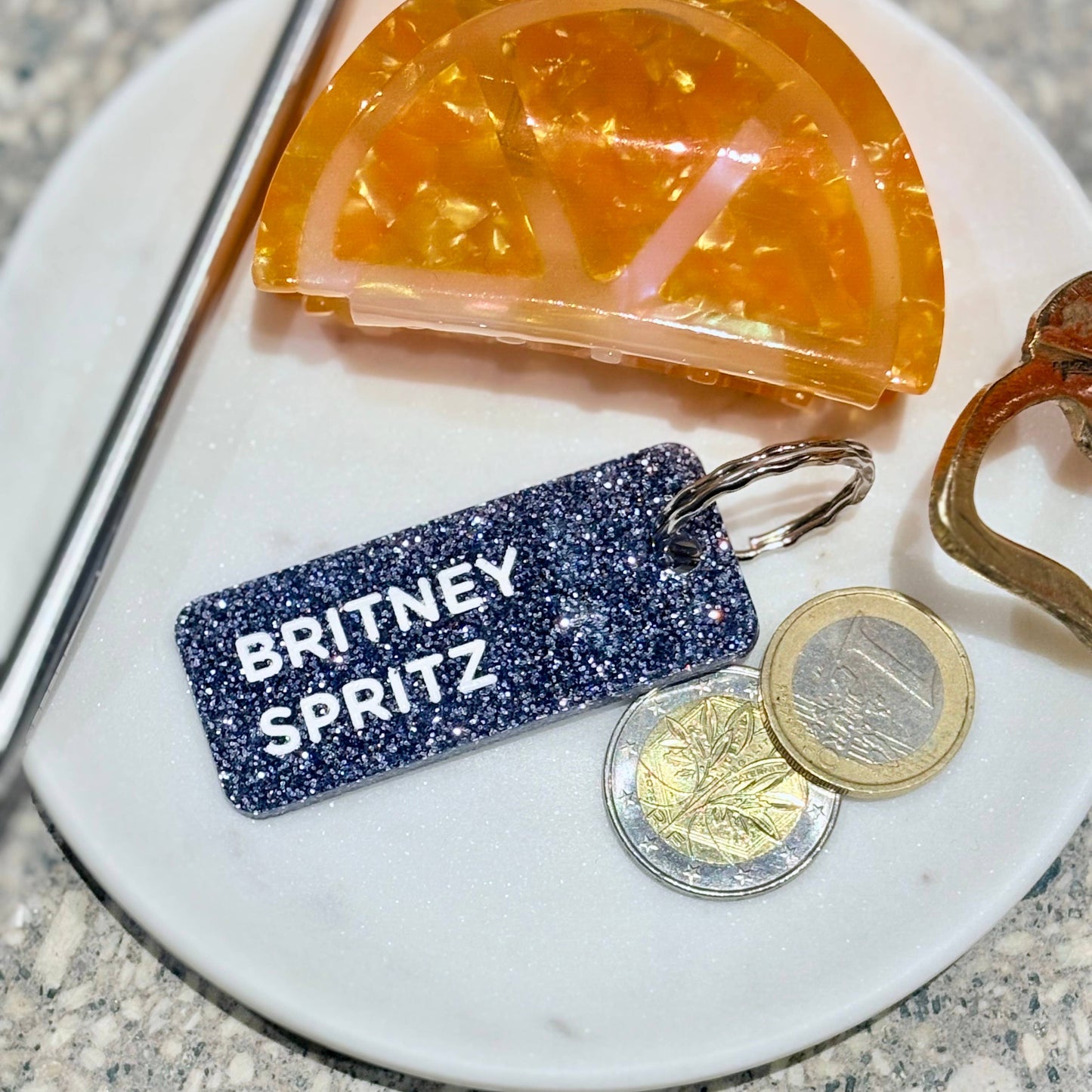 BRITNEY SPRITZ Porte-clés à paillettes Or
