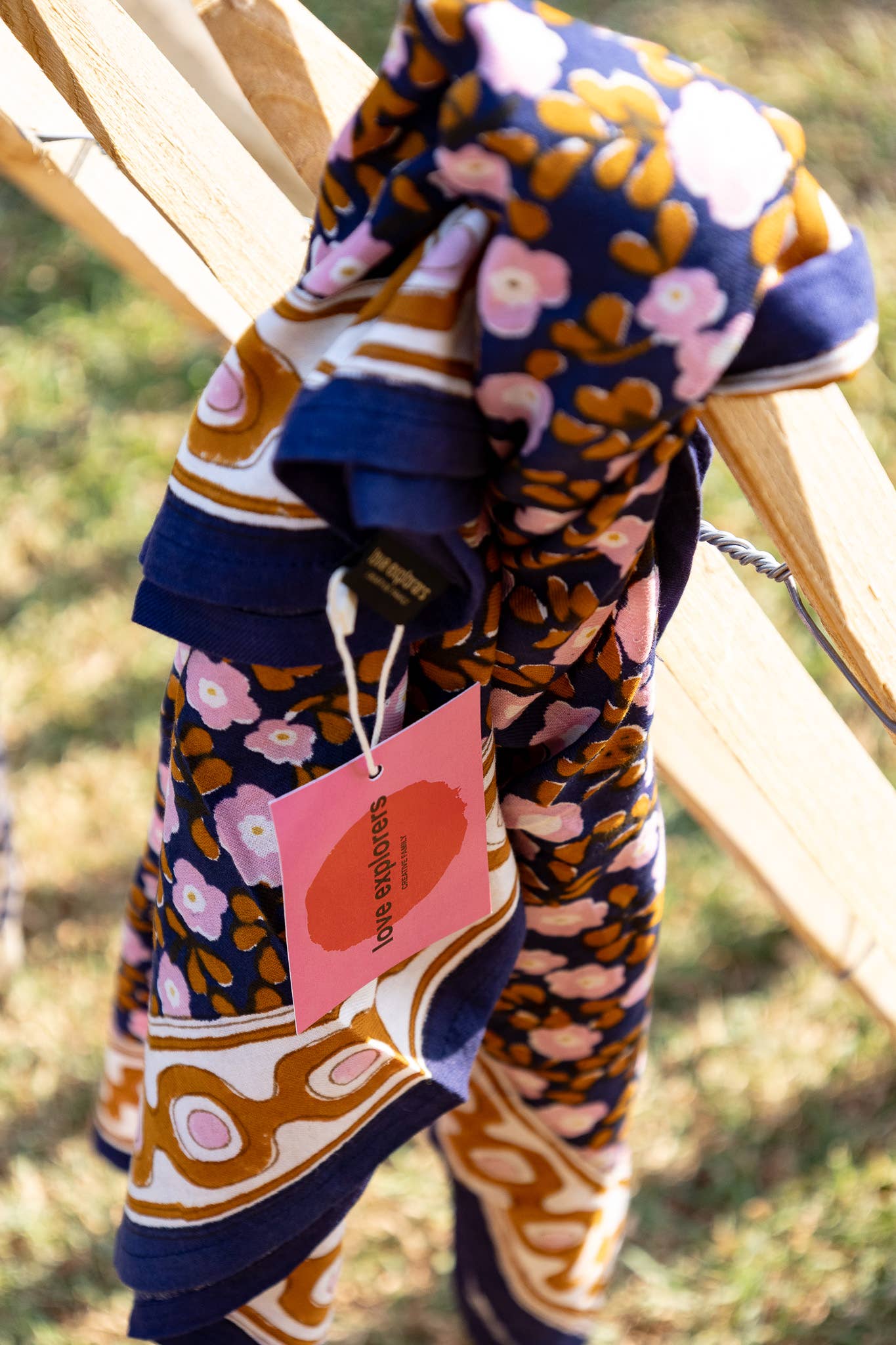Foulard flower seventies - Mon grand indispensable navy