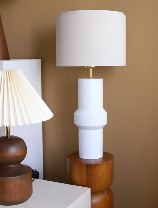 Lampe de table en bois Feel blanche: Classique