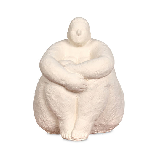 Déco femme Assise écru L14 P14 H17,5cm