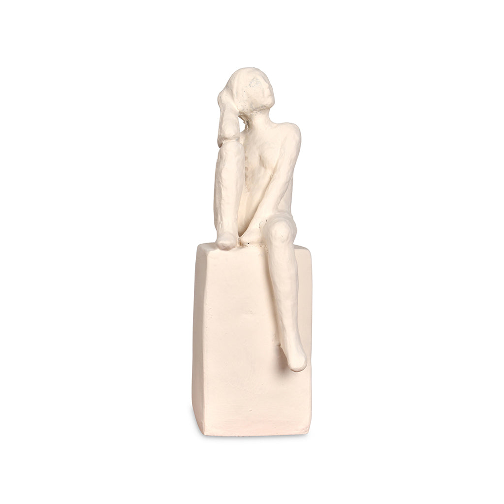 Déco femme Amelie écru L6 P8 H20,5cm